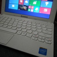 Notebook Lenovo E10-30 Bekas No Box