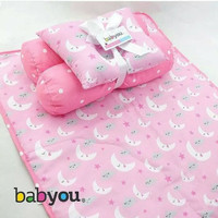 Perlengkapan tidur tas matrass bantal pakaian kado bayi baby gift set