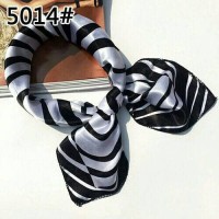 Syal Wanita Satin Scarf Slayer Sutra Sapu Tangan Taplak Meja Kecil