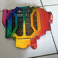 Tutup radiator Vario 110 karbon gold / pelangi