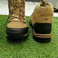 Sepatu gunung cotrek phyton bukan eiger rei consina tnf