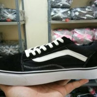 Sepatu Casual Sekolah Vans Oldskool Man Untuk Pria Cowo Cowok Laki