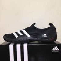 NAO katalog terbaru Sepatu Outdoor Adidas Climacool Jawpaw Slip On Bla