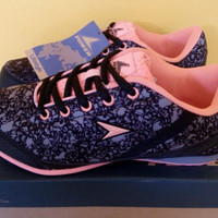 Sepatu olahraga wanita power bata size 36 37 38 murah