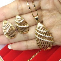 Set Perhiasan Lapis Emas Anti Karat Kalung Anting Giwang Tetes Gold