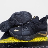 SEPATU BASKET NIKE PG2 LOW NIKE ID BLACK GOLD