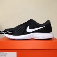Harga Termurah Sepatu Running/Lari Nike Revolution 4 Black White 90898