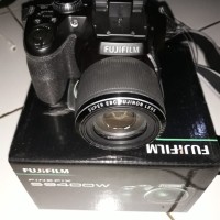Kamera DSLR Fujifilm Finepix S9400W