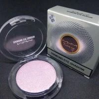 C32 MHM DIAMOND EYE SHADOW 05