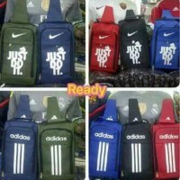 Best Tas Sepatu Bola / Futsal Adidas dan Nike (slempang)