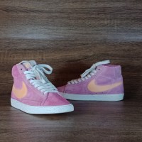 Sepatu Sneakers Nike Women's Blazer High Suede Pink 37 ORIGINAL SECOND
