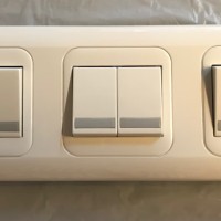 PANASONIC Triple Saklar Hotel Double / Seri