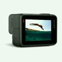 Action Camera Gopro Hero 5 - Black + Free Aksesoris Kamera laris