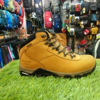 sepatu Hi tech altitude ox wp , sepatu gunung , bukan lowa rei eiger