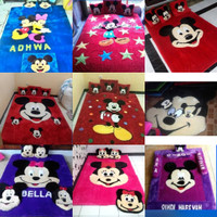 karpet karakter rasfur / surpet lantai set biasa / mickey minnie mouse