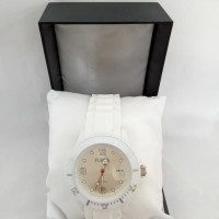 Jam Tangan Furla Wanita ada Tanggal Putih
