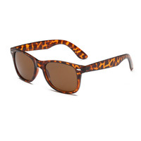 Kacamata Hitam Pria Wanita : Eyewear Cool UV 400 Untuk Kegiatan Outdor