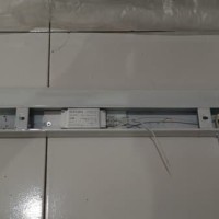 KAP TL SET DUDUKAN TL 18 W LAMPU NEON PANJANG RUMAH