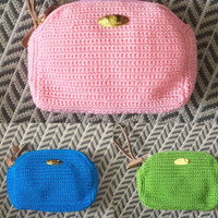 Dompet Rajut Gendhis