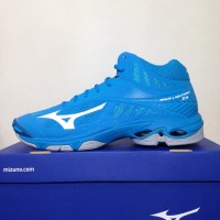 Sepatu Volley Mizuno Wave Lightning Z4 Mid Blue Hawaiian V1GA180598