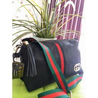 TAS WANITA MERK GUCCI SLING TAS SELEMAPNG