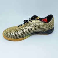 Sepatu futsal specs original Swervo Thunderbolt IN Gold new 2018