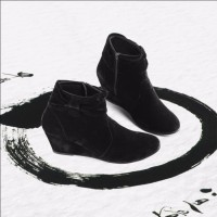 Sepatu casual wanita/semi boots/boot fav junki