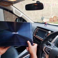 Laptop Asus Gaming Desain Core i7 Ram 4Gb SSD 13 inc Touchscreen Murah