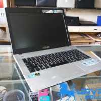 Laptop Asus N46V Core i7 vga 128bit N series Premium Multimedia Bekas