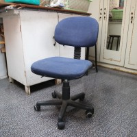 Kursi kerja bekas
