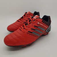 Sepatu sepak bola anak, Finotti L Suarez