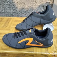 Sepatu Futsal Specs Touch