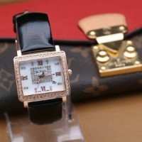 Jam Tangan Wanita Mewah Elegant Bonia Tali Kulit Barang Oke