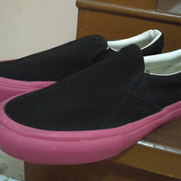 Sepatu Slip On Thanksinsomnia