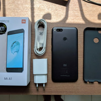Xiaomi Mi A1 32GB + micro sd 64 GB sandisk class 10