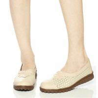 Termurah sepatu wanita Kickers krem ootd Indonesia kado