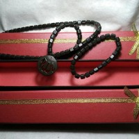 ALSYVA BLACK JADE - KALUNG DAN GELANG KESEHATAN GWI SA MUN SOK