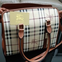 Tas Wanita merk