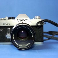 Analog Kamera Canon FTb silver body + Lensa Fd 50 mm 1: 1.8