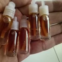 Minyak ular mas