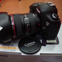 CANON EOS 5D MARK III + LENSA KIT 24-105MM