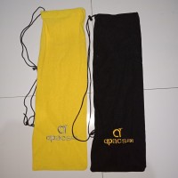 Sarung Raket Badminton / Tas Kain Raket Badminton merk Apacs !