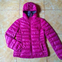 jaket Hoodie bulu angsa Uniqlo Premium Down. Ultra Light.
