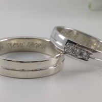 Cincin kawin dan tunangan glossy terlaris jakarta