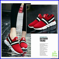 SEPATU SPORT WANITA SLIPON (MOMO) MERAH SEPATU LOKAL MURAH SNEAKERS