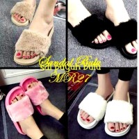 Harga grosir sandal selop bulu wanita murah flat shoes fashion | WIKIPRICE INDONESIA