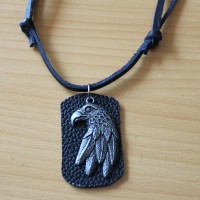 Harga kalung tali kulit bandul kepala elang ktk