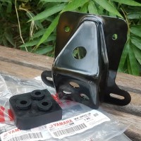 Besi Bracket dan Karet Daper Dudukan Lampu Belakang Motor RX King