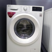 LG FC1207N5W FRONT LOADING 7 Kg Inverter Mesin Cuci Pintu Depan FC1207