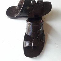 sandal / sandal kulit pria / merek dolphin/ fashion pria D.50 - Hitam